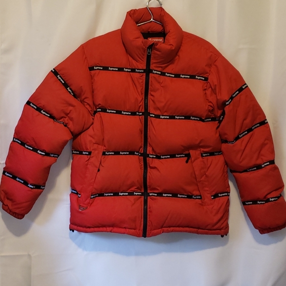 Supreme Other - Men's SUPREME logo tape puffer red jacket